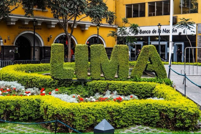 Lima Perú (Ethan Jameson)
