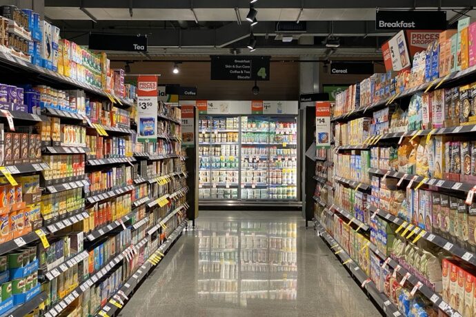 Lineal de un supermercado (Franki Chamaki Unsplash)