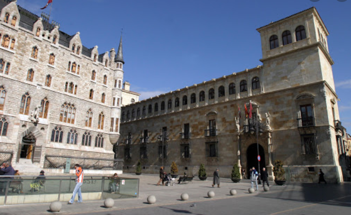 Palacio de los Guzmanes León