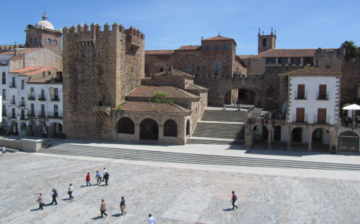 Cambio de moneda en Cáceres